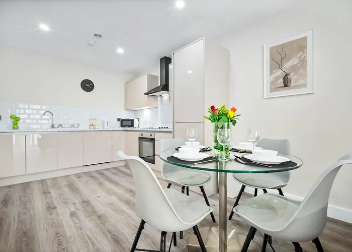 Luxury Apartment - City Centre - 2 Bedrooms - Smart Tv - Wifi - Jewellery Quarter - Intercom - 4Ah