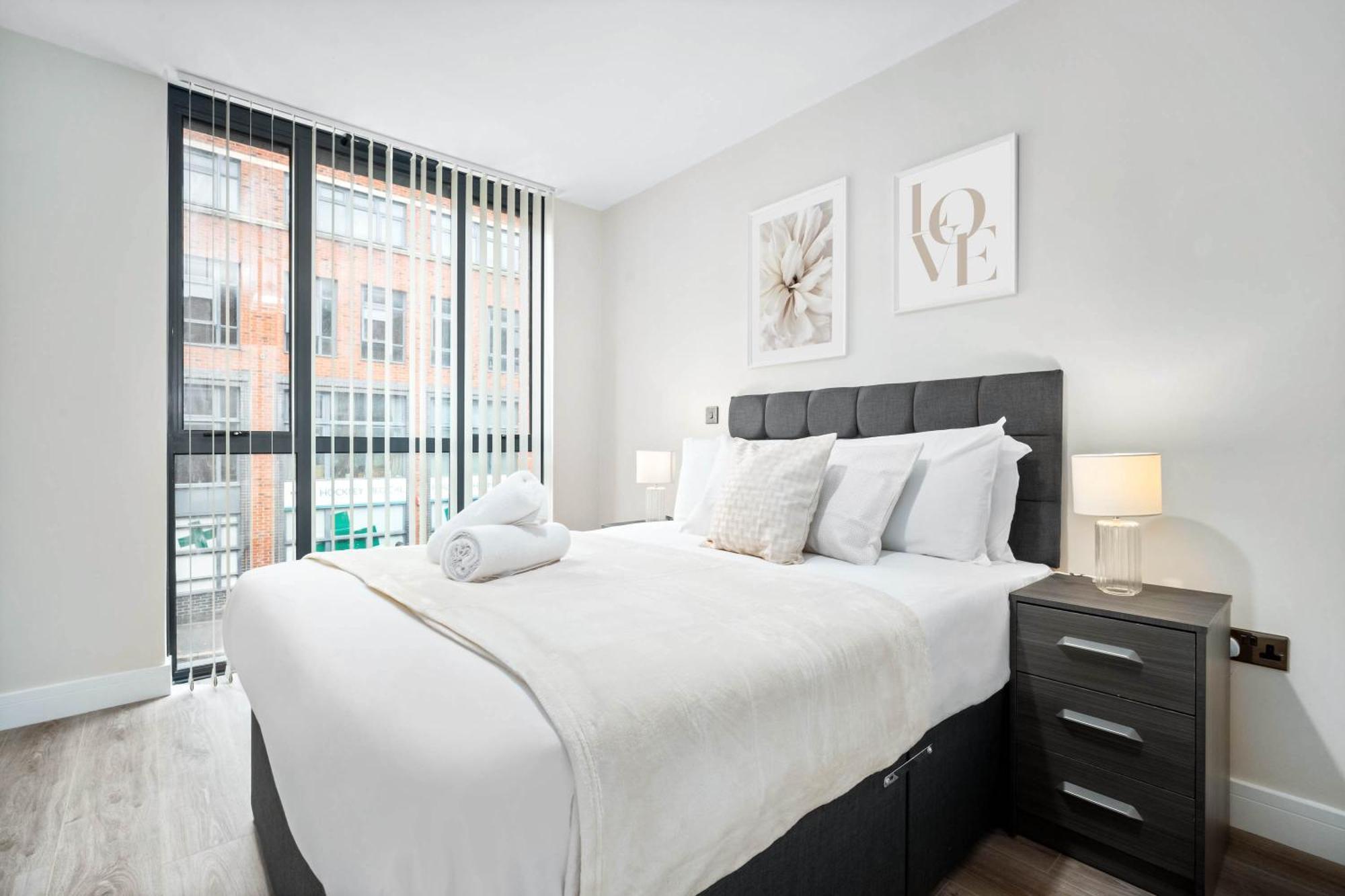Luxury - Centre - 2 Bedrooms - Smart Tv - Wifi - Jewellery Quarter - Intercom - 4ah *