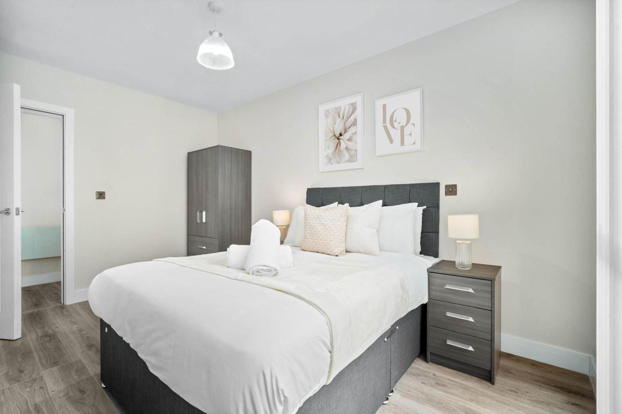 Luxury - Centre - 2 Bedrooms - Smart Tv - Wifi - Jewellery Quarter - Intercom - 4ah Apartment