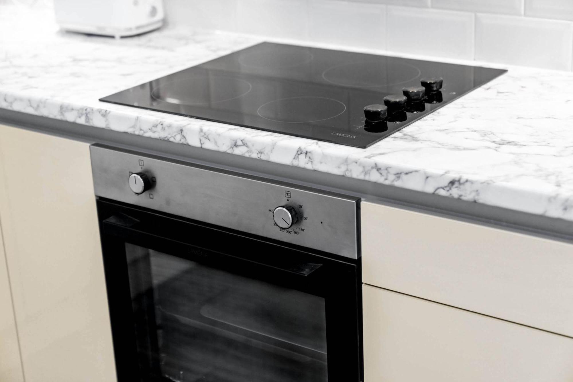 Luxury - Centre - 2 Bedrooms - Smart Tv - Wifi - Jewellery Quarter - Intercom - 4ah *