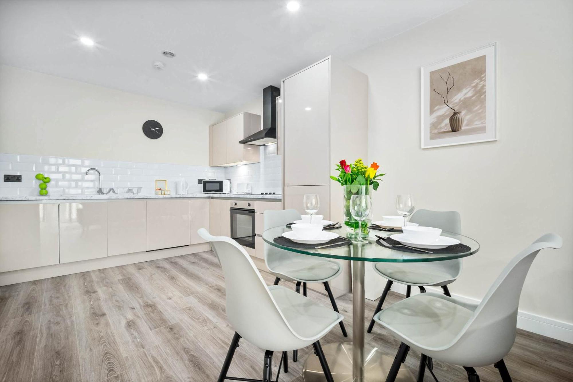 Luxury - Centre - 2 Bedrooms - Smart Tv - Wifi - Jewellery Quarter - Intercom - 4ah * Birmingham