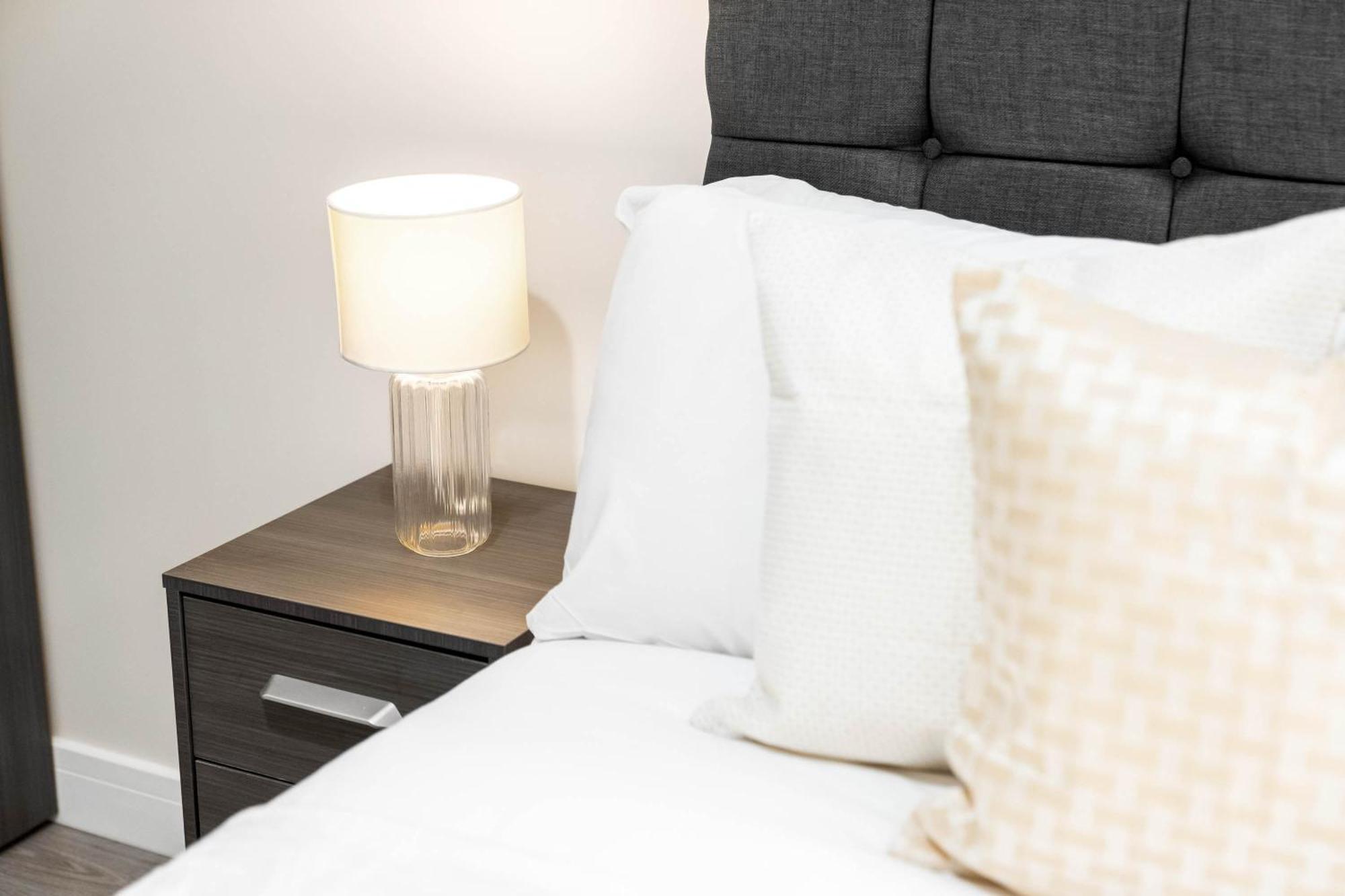 Apartment Luxury - Centre - 2 Bedrooms - Smart Tv - Wifi - Jewellery Quarter - Intercom - 4ah Birmingham